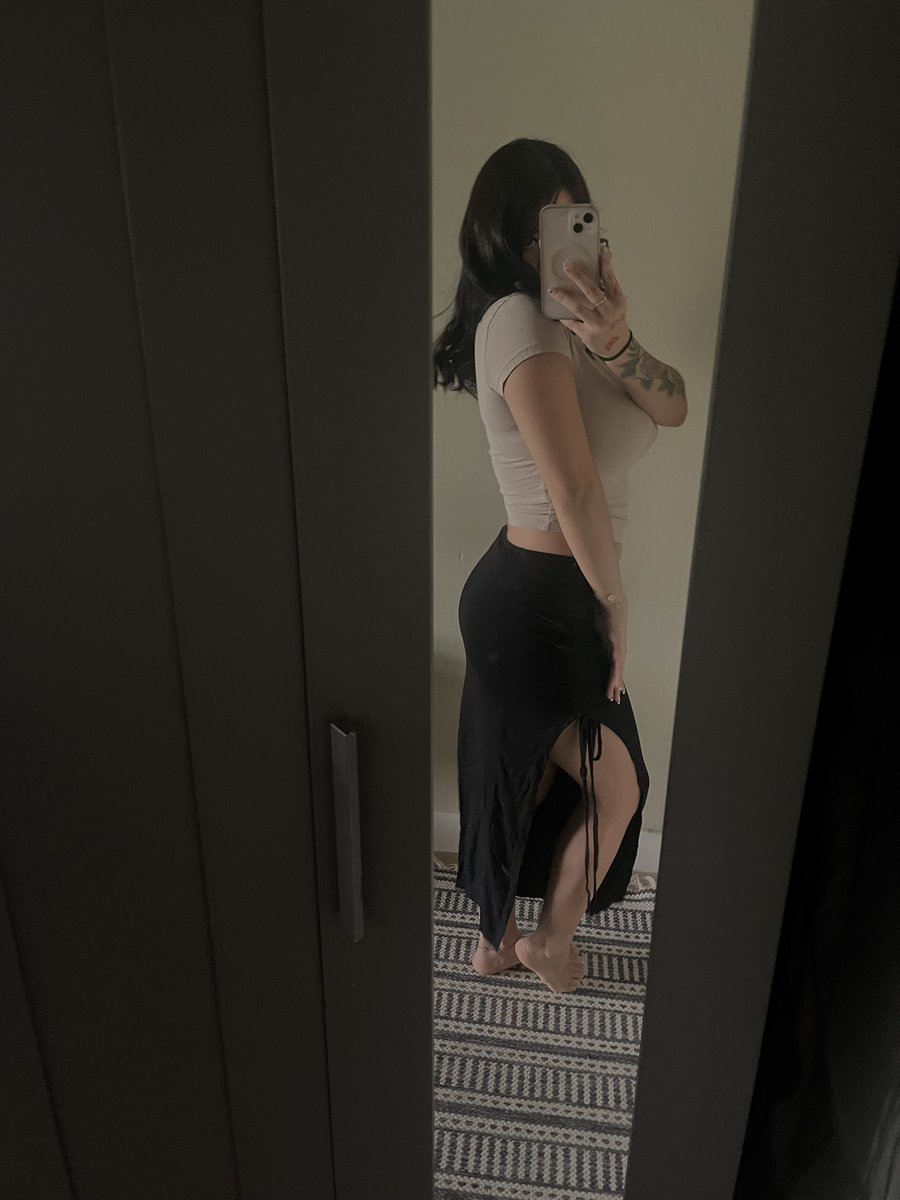 Tiff4nyyyyyy's tweet image. Hi🙃
#petite #LA #latina #cali