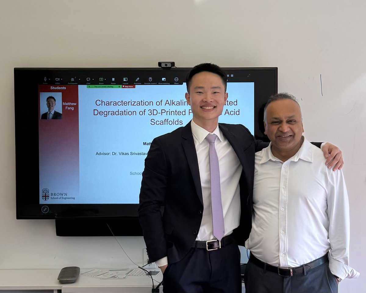 Srivastava_Lab's tweet photo. Huge congrats to Matthew Fang for successfully presenting his Master’s thesis! 👏 It’s been a joy watching your research come to life. We know you’re going to do amazing things in your career. Cheers to this massive milestone! ✨ https://t.co/fDpQW52pP9