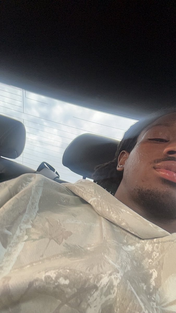 Annabelle15604's tweet photo. Hot black guy
Dm for his Snapchat https://t.co/Jov3XzM5Xm