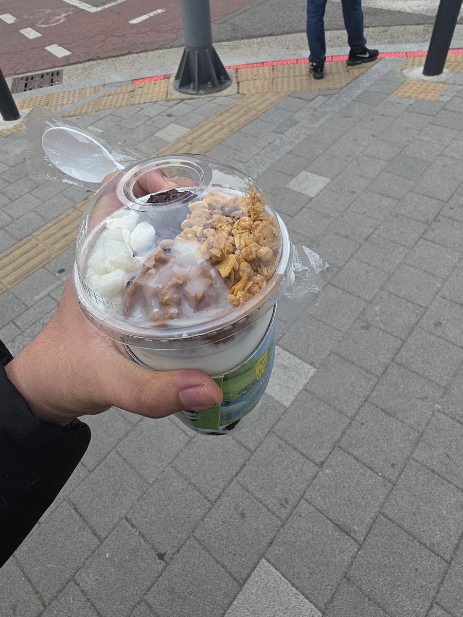 흍 tweet media
