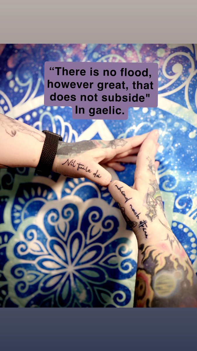 MelissaMil79827's tweet image. Quick Gaelic lettering on thumb spines. Artist:Drew Brown- Pleasant Hill Iowa / Shop : Black Flag LLC
#TattooFail #Fragile
