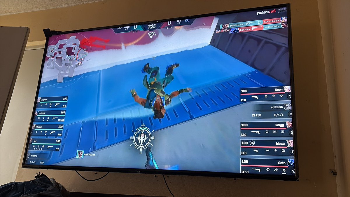Después de mucho Valorant volvió a mi vida, después de muchos errores fue lindo jugar nuevamente y ahora volver a ver la VCT, todo se siente nuevo pero a la vez… con nostalgia