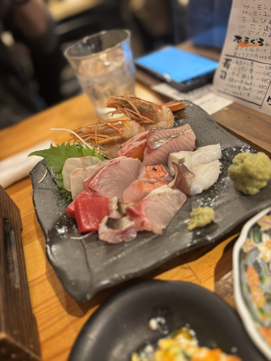 mio_ailes's tweet photo. 昨晩はひさしぶりに外食でした。
GW本番はじまり。 https://t.co/T4tABrHo07