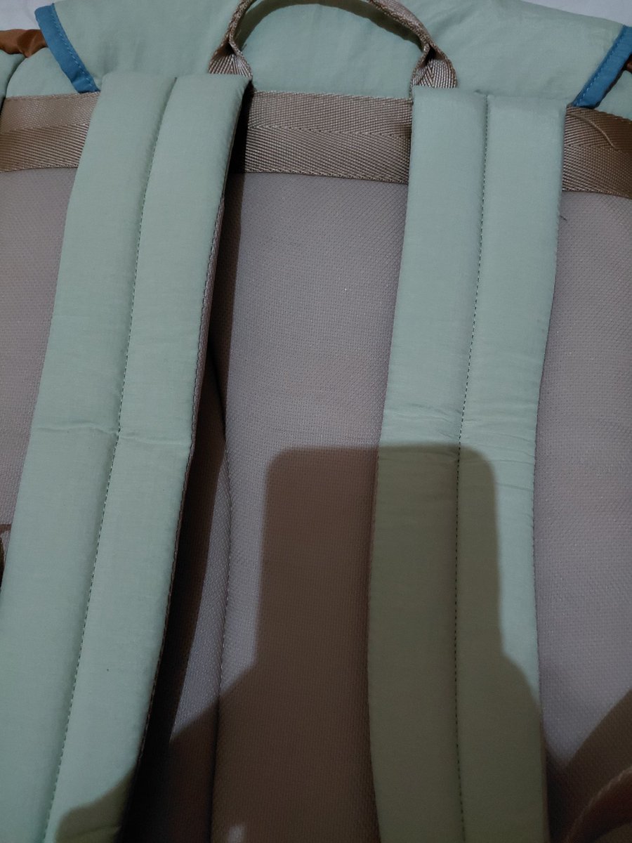 exeourly_'s tweet image. dijual 107k nego
harga asli 480k &amp;gt;&amp;gt; 113k
kapasitas 15L
warna postachio
baru dipakai 1x saja
dijual karena ga suka warnanya
bahan polyter crinkle (anti air)
#preeloved #backpack #wts #zonauang