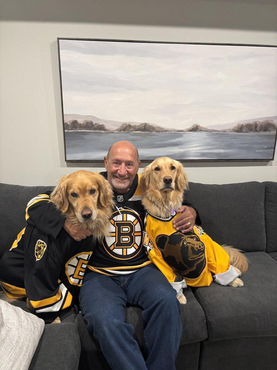 cgbosslady1's tweet image. We’re ready! Go Bruins Go!! #BostonBruins #playoffs #Hockey