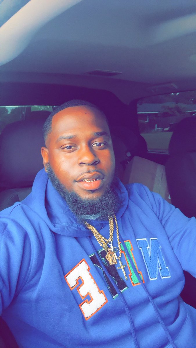 _TheRealKenJ's tweet photo. Today a good day fasho 🍾🍾 https://t.co/UUEzKnjDFZ