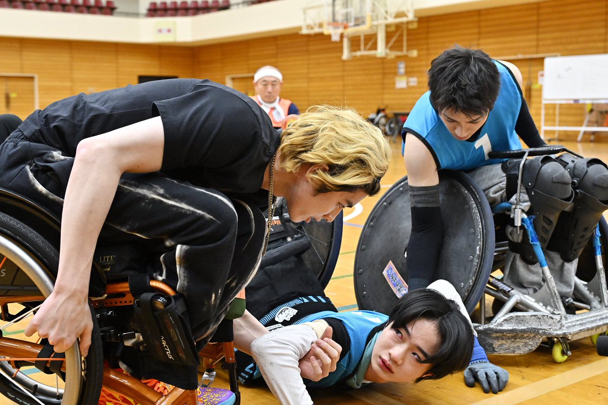夢中 tweet media