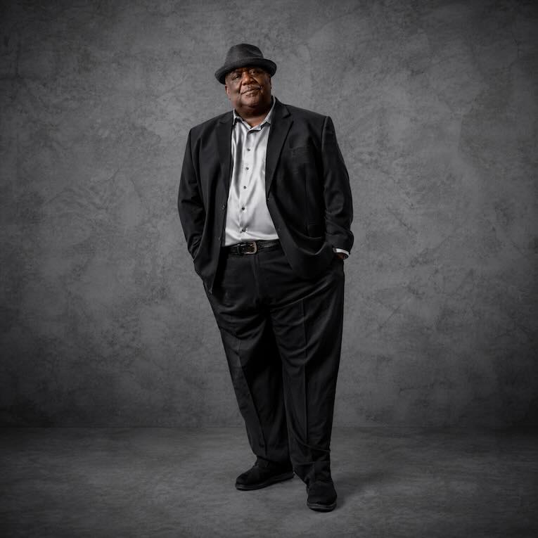RockBluesMuse's tweet image. Sad news. Altered Five Blues Band Frontman Jeffrey Taylor Dies At 64. He leaves behind a remarkable legacy. See here.
rockandbluesmuse.com/2026/05/01/alt… #Alteredfivebluesband #Blues