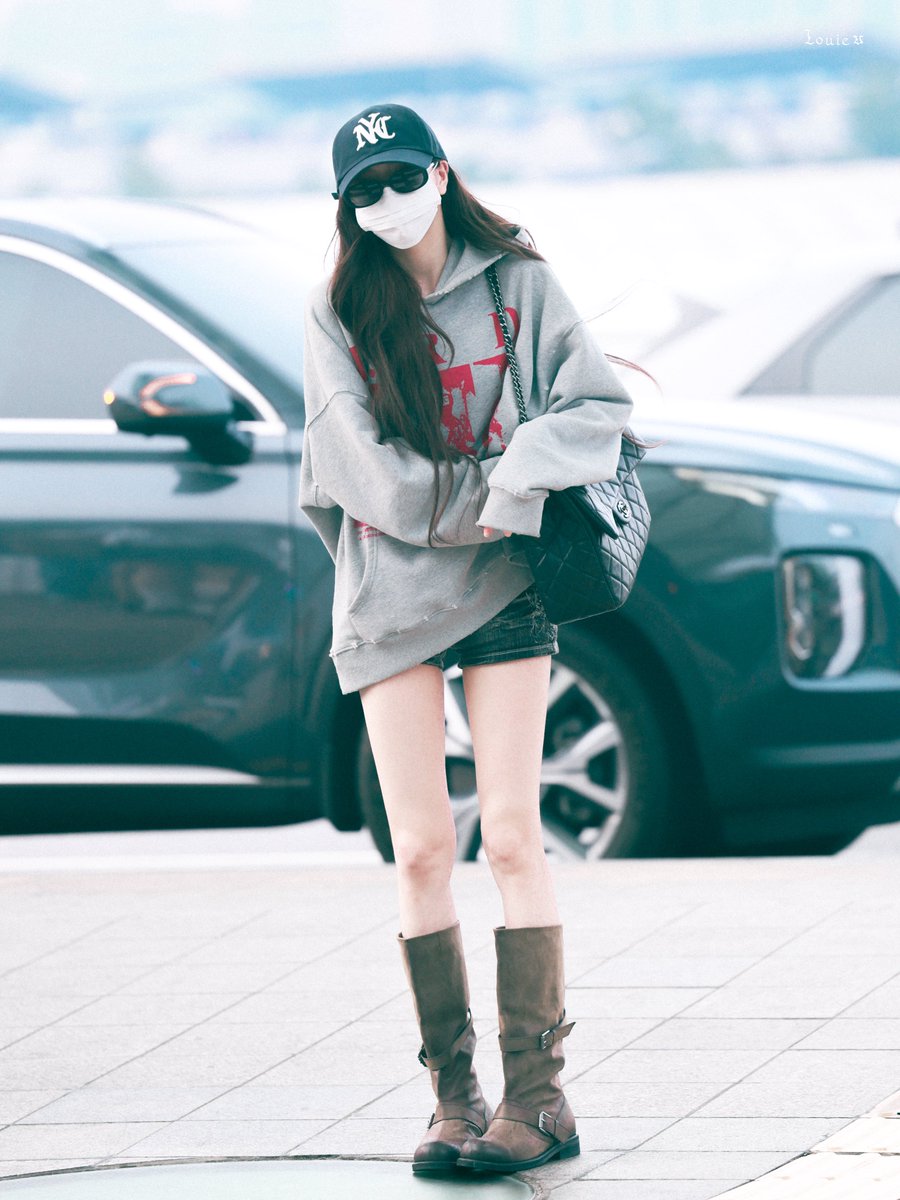 YUNA BASE tweet media