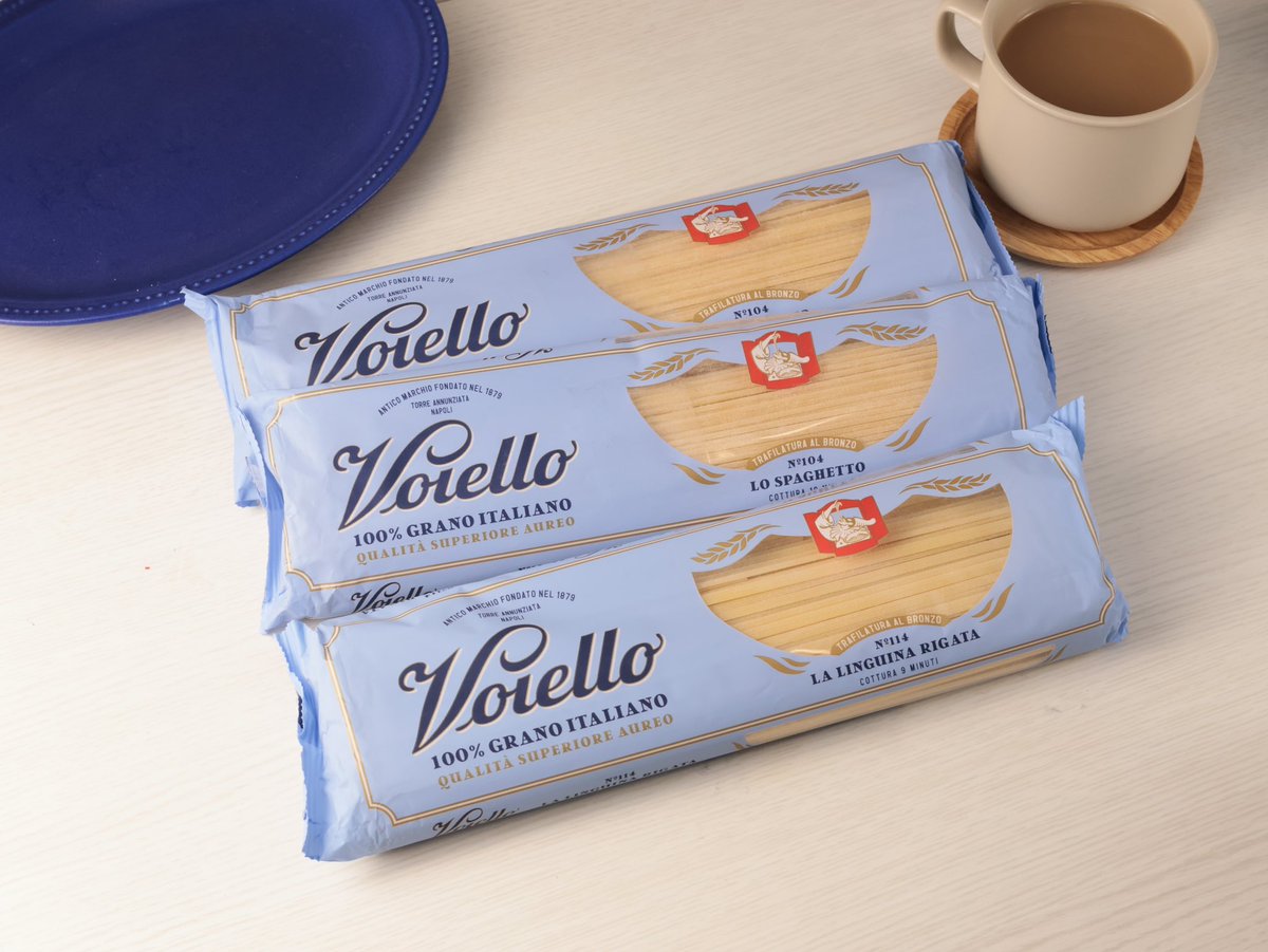 色々食べたパスタの中でも最近一番おすすめなのはこのヴォイエロ！！！
我が家では３袋買い溜めするぐらい気に入ってて、茹で汁だけでも美味しすぎるそんなパスタ
ちなみに僕の奥さんは「パスタってこんなに違うんだ」と感動してました...
