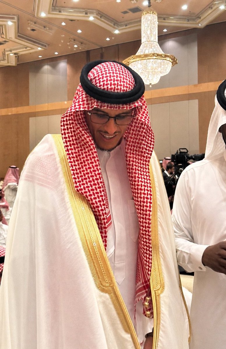 𝐒𝐚𝐑𝐚☆| ملكه النُخبتين tweet media