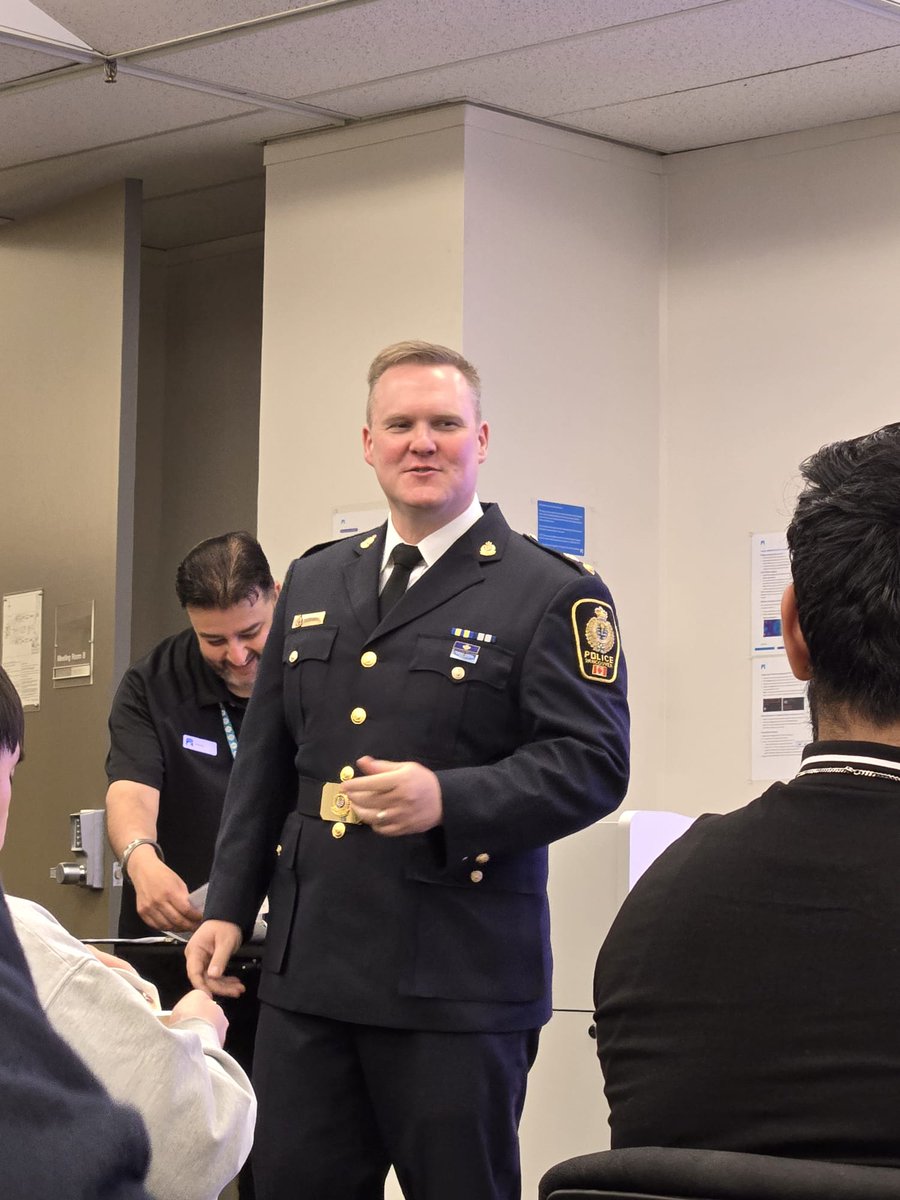 KOMCPC's tweet photo. KOMCPC attended the ICBC road safety symposium on June 7th!

☺🚔 Celebrating amazing volunteers and community safety programs.

🙏Thanks @icbc and @TheGWCPC  🥳👏😊

#roadsafety #volunteers #communitysafety #icbc #gwcpc https://t.co/TBB4QGozJf