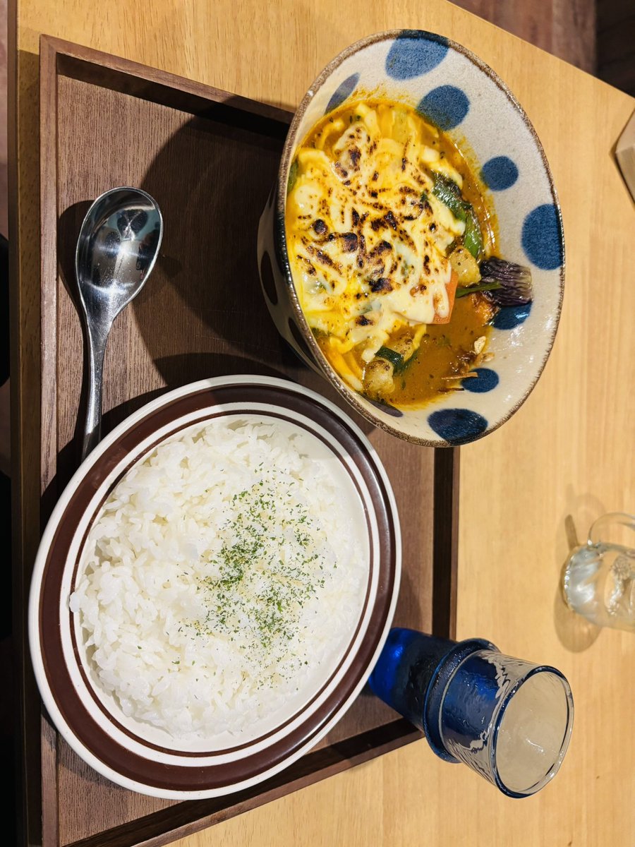 Khionos's tweet photo. 旭岳、かむいこたん、そして晩御飯の牛ホルスープカレートッピングチーズを追加
最高に美味かった👍 https://t.co/tCYKSn5y9H