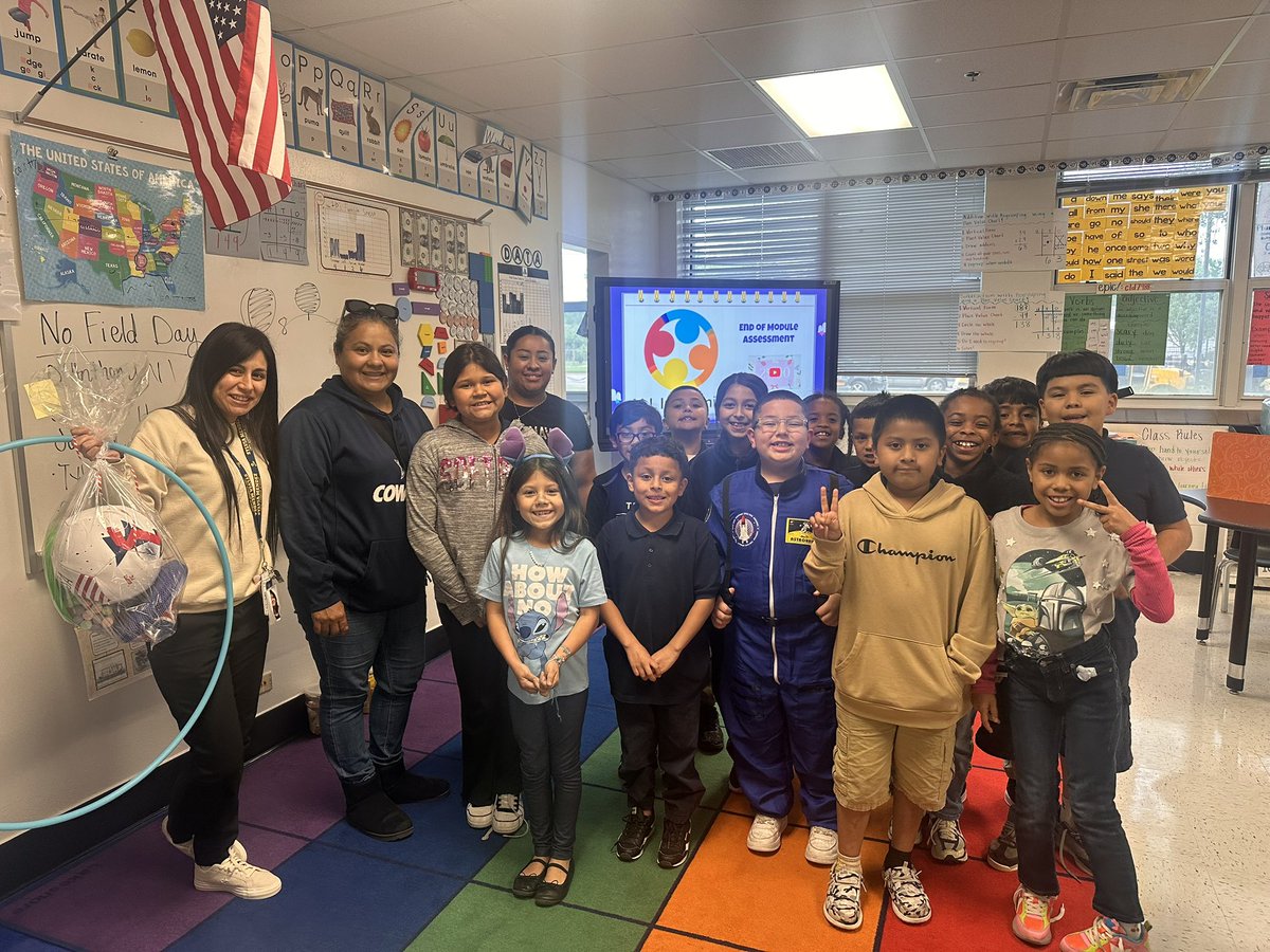 Sylvia Mendez CREW Leadership Academy tweet media