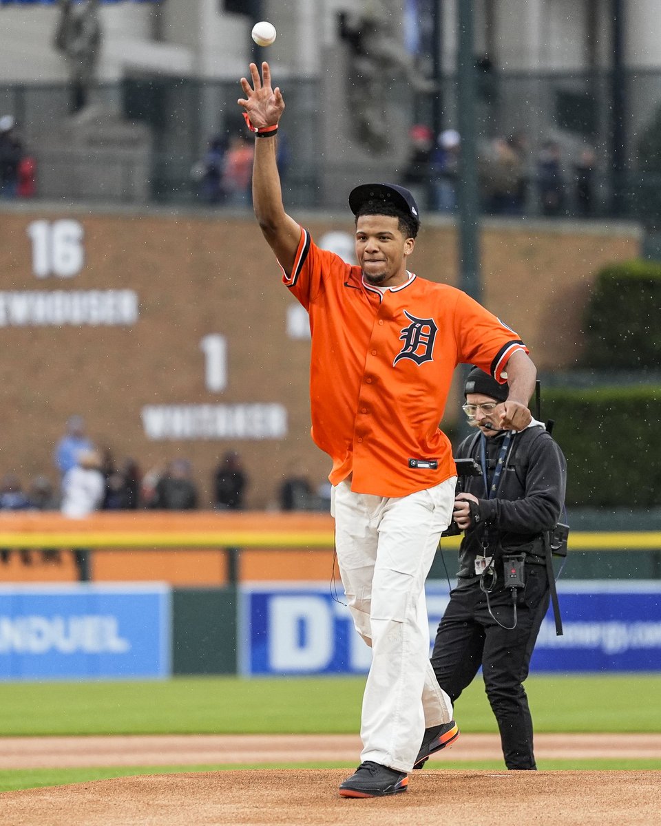 umichbball's tweet image. What a night for @mckenneytrey1 at @ComericaPark with the @tigers 

#GoBlue