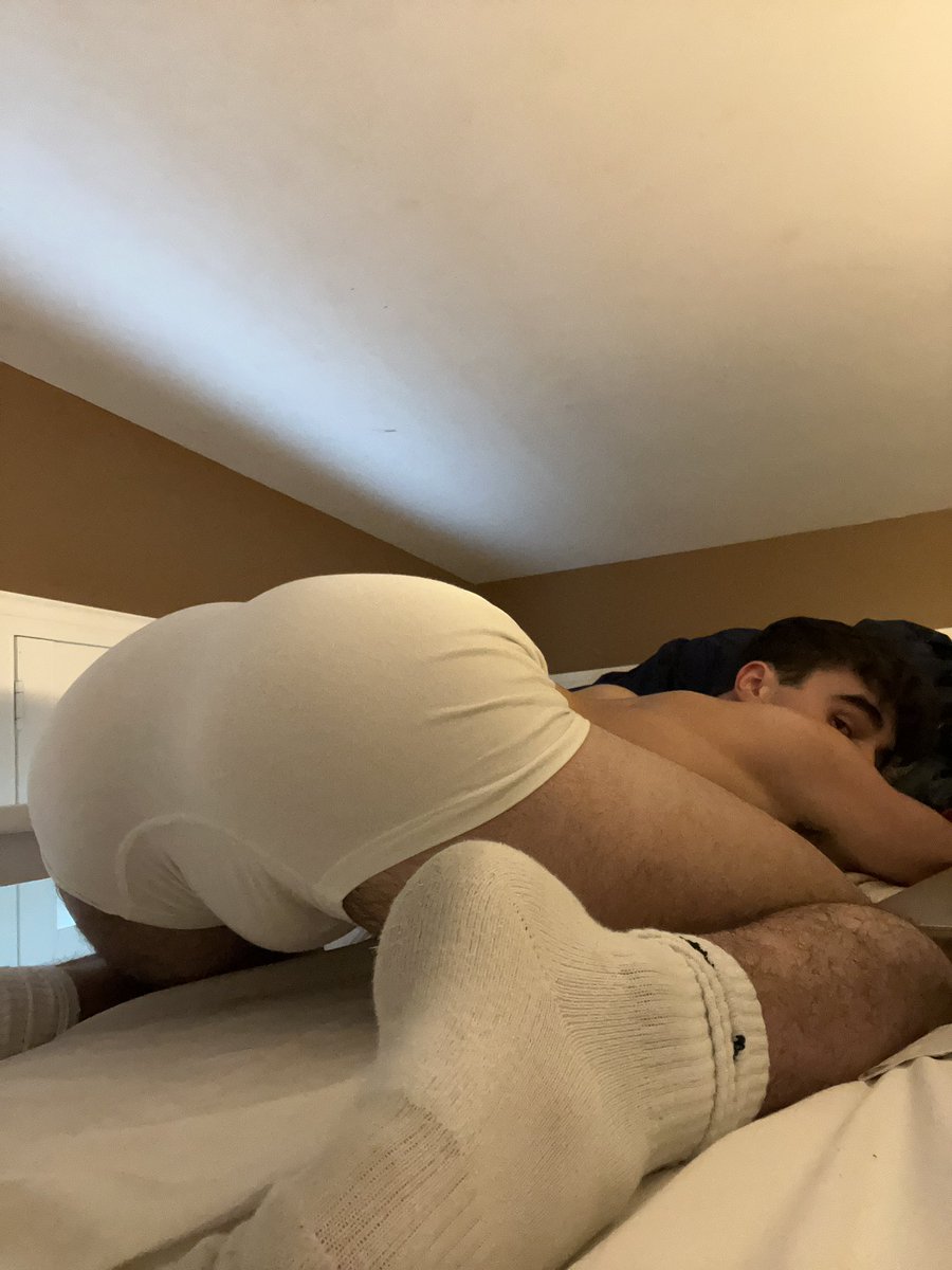 Alex tweet media
