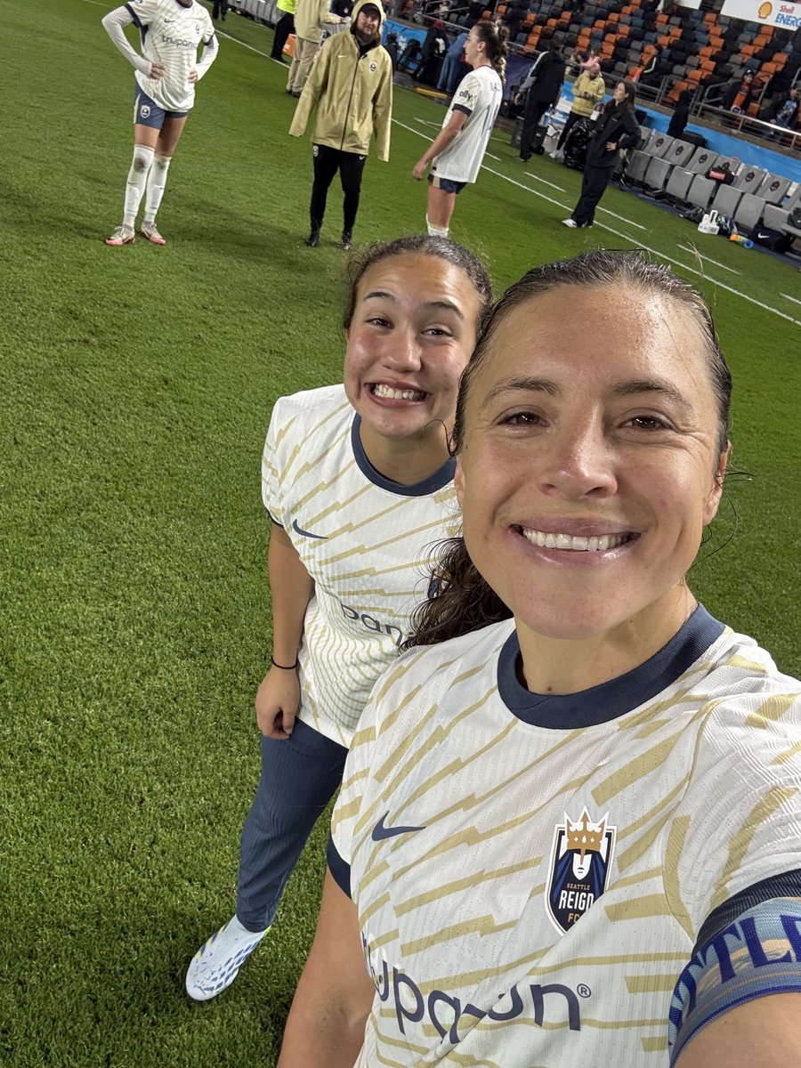 reignfc's tweet photo. From a fan in the stands to teammates 🥹 The cutest full circle moment for our Sofs in Houston 💙 https://t.co/VtdPucxAok