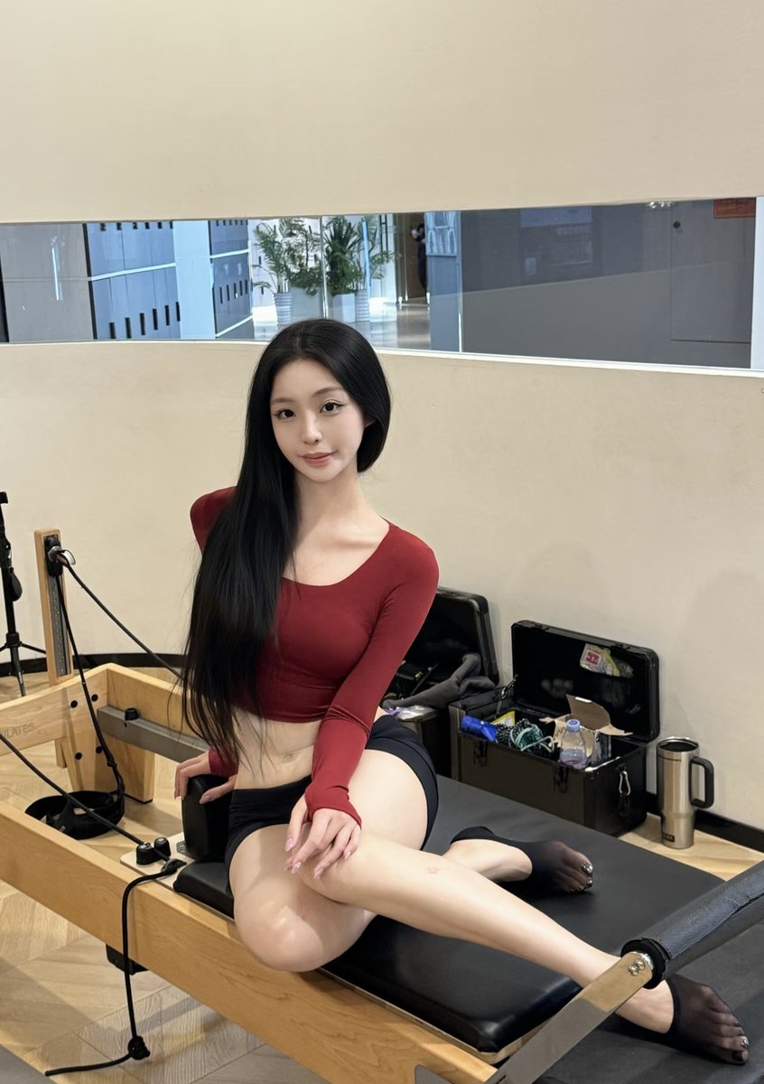 大屁股健身婊集中营 tweet media