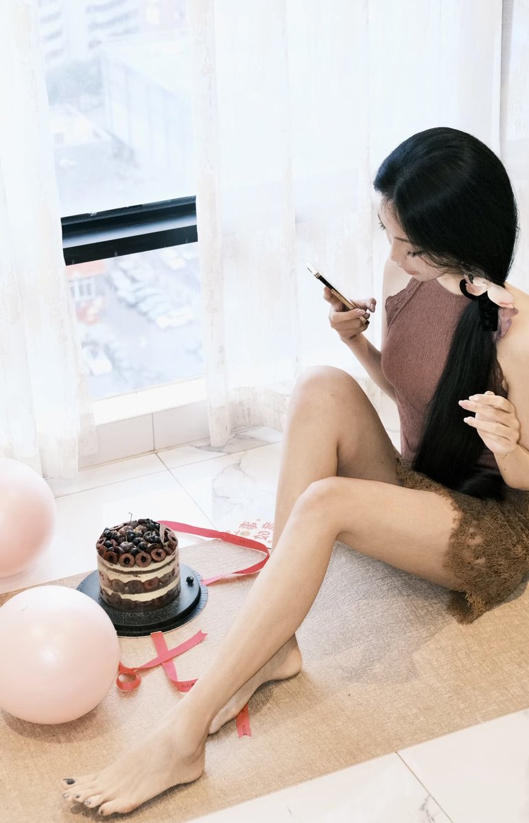 大屁股健身婊集中营 tweet media