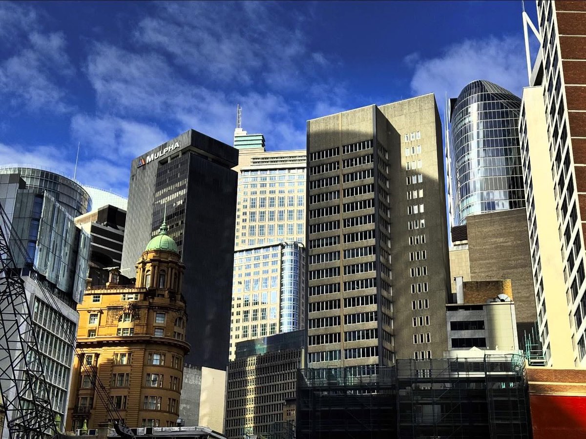 adamnorthphoto's tweet image. City of buildings
#metro #sydney #buildings #cbd