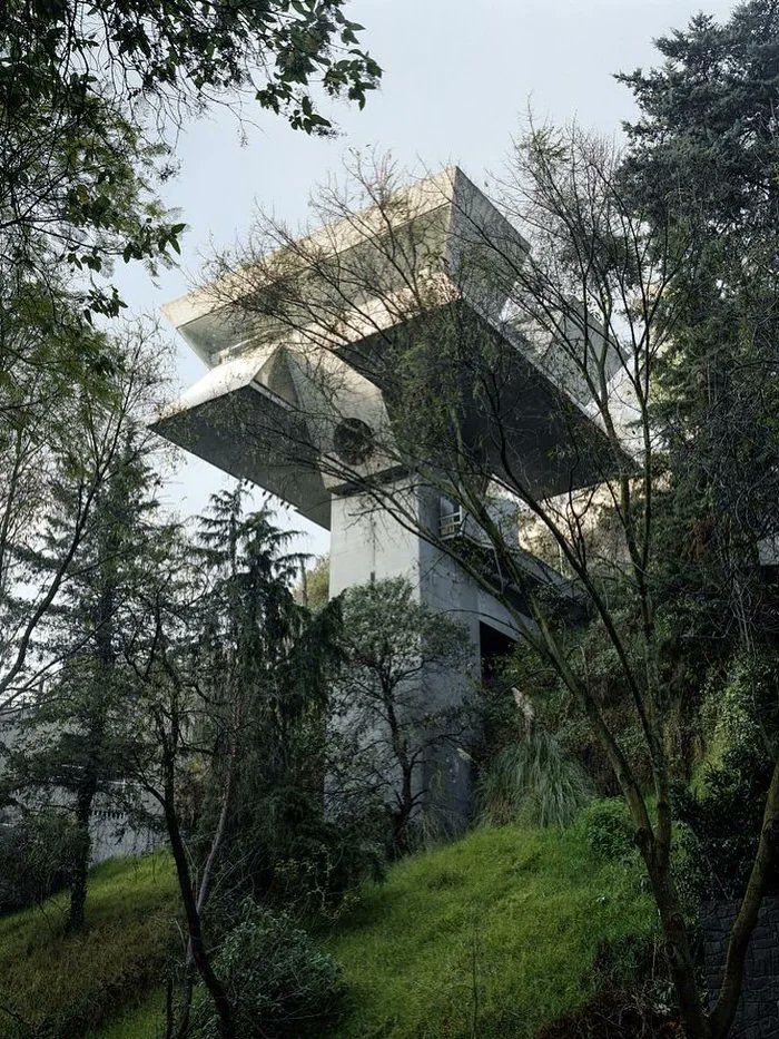 Sci-Fi Archives tweet media
