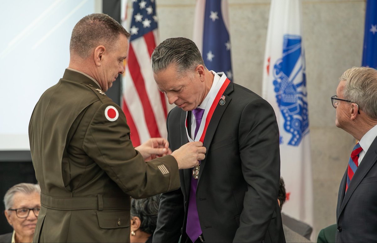 OHNationalGuard's tweet photo. Honoring Ohio’s Heroes

Congratulations to the newest Ohio National Guard inductees into the 2026 Ohio Military Hall of Fame, Capt. Roderick J. MacEachen (posthumously) and retired Sgt. 1st Class Larry Davidson.

📸: Staff Sgt. Thomas Moeger https://t.co/As0lWxnr81