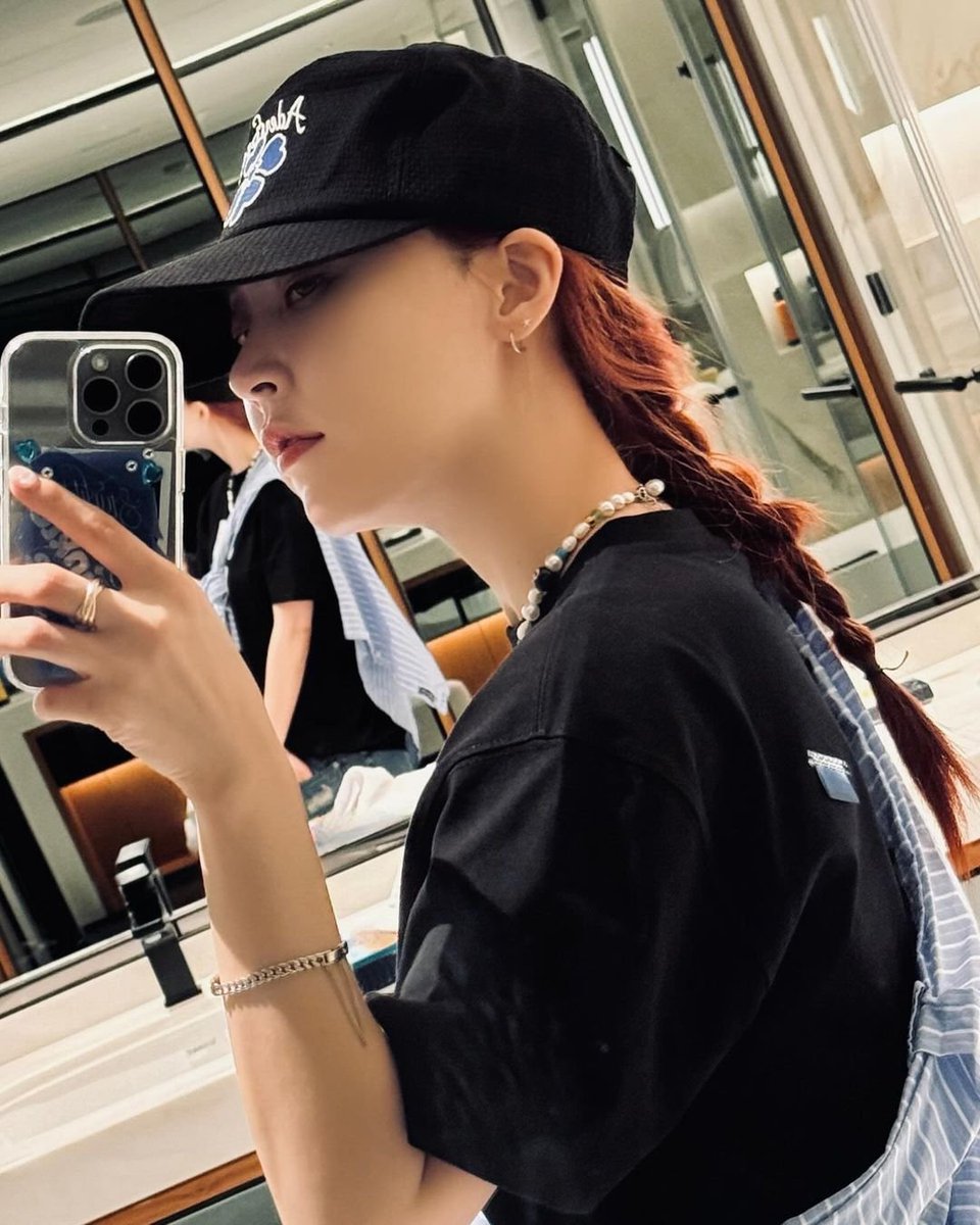 𝑆tarlit 𝑂f 𝐵erenice ★ tweet media