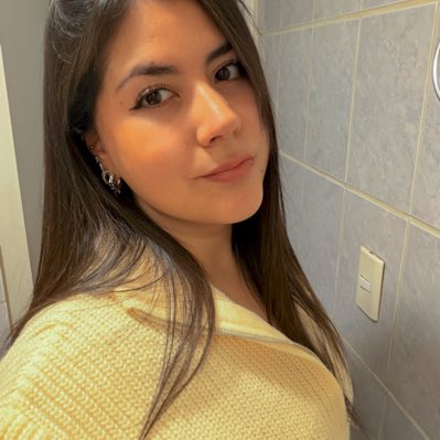 PasteneAndrea's tweet photo. #NewProfilePic subí un carrusel de fotos a Insta con el cambio por la #rinoseptoplastia vayan a verlo ! 🤭✨ https://t.co/rlvaEQBPJ8
