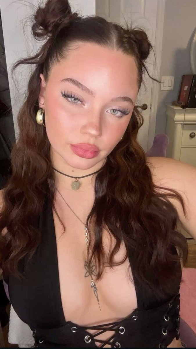 ★ . ➪ℱ𝑟𝕒𝔫𝓒(esca)✞ tweet media