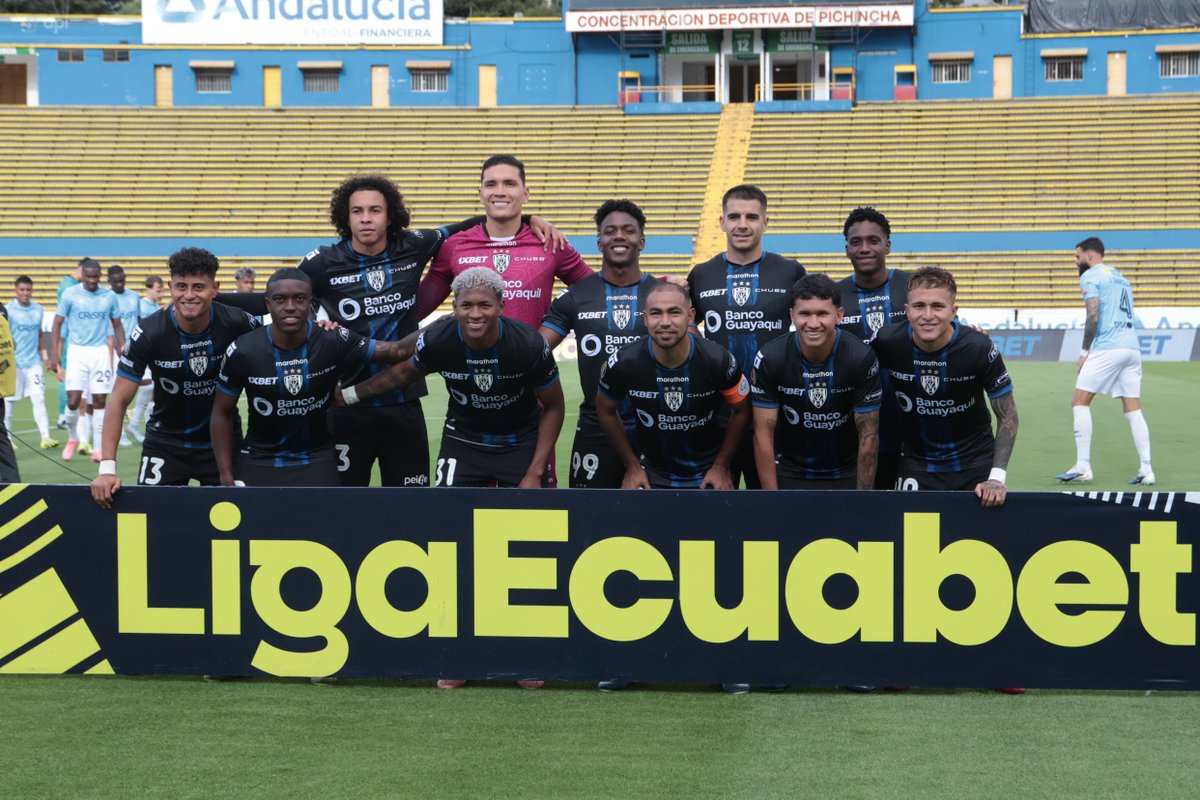 La Red Ecuador tweet media