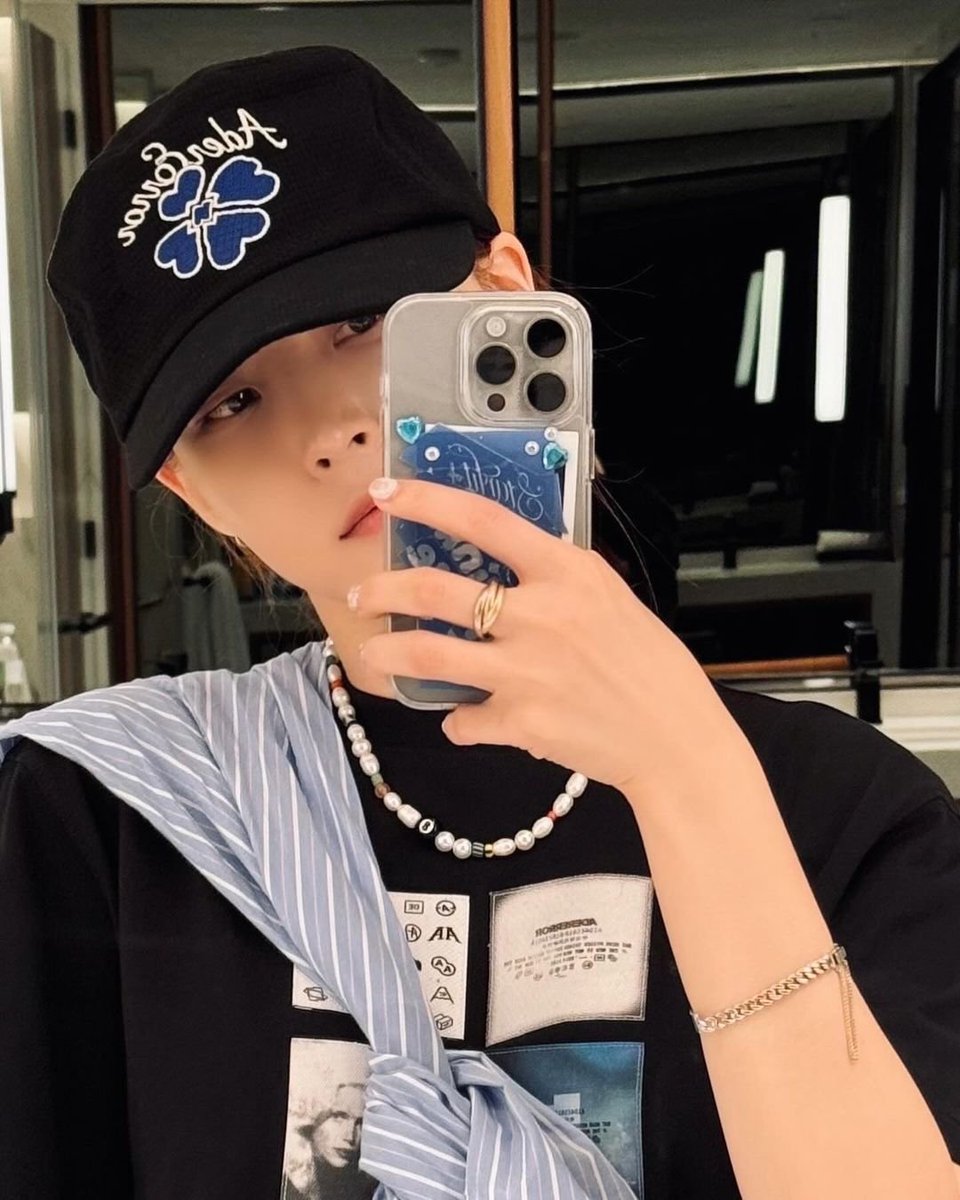 𝑆tarlit 𝑂f 𝐵erenice ★ tweet media