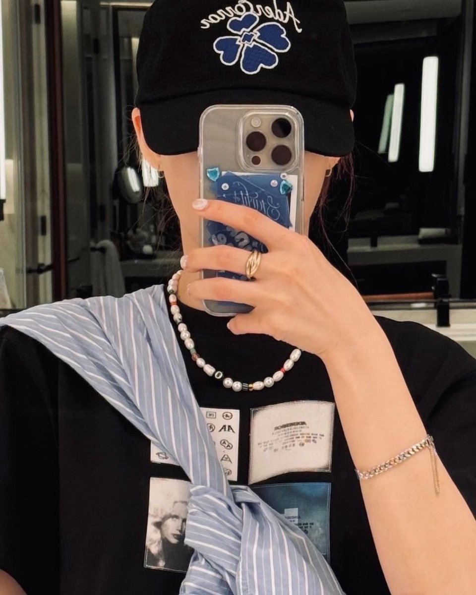 𝑆tarlit 𝑂f 𝐵erenice ★ tweet media