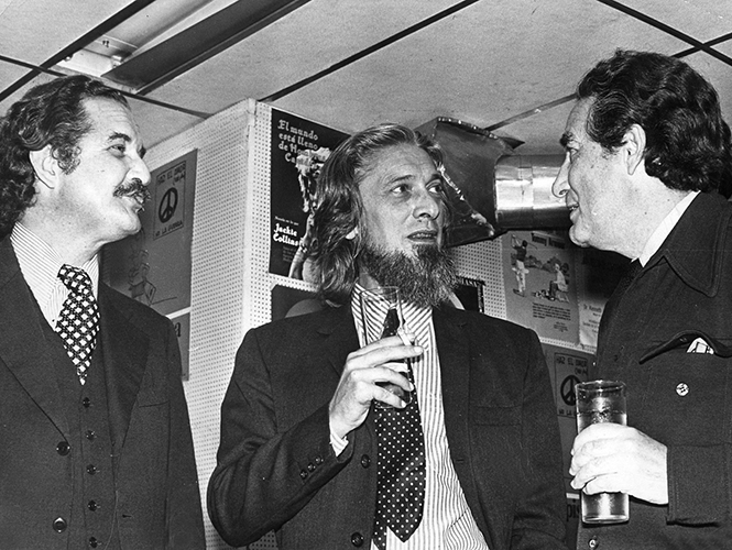 📸 Carlos Fuentes, Carlos Barral y Octavio Paz, ca. 1975