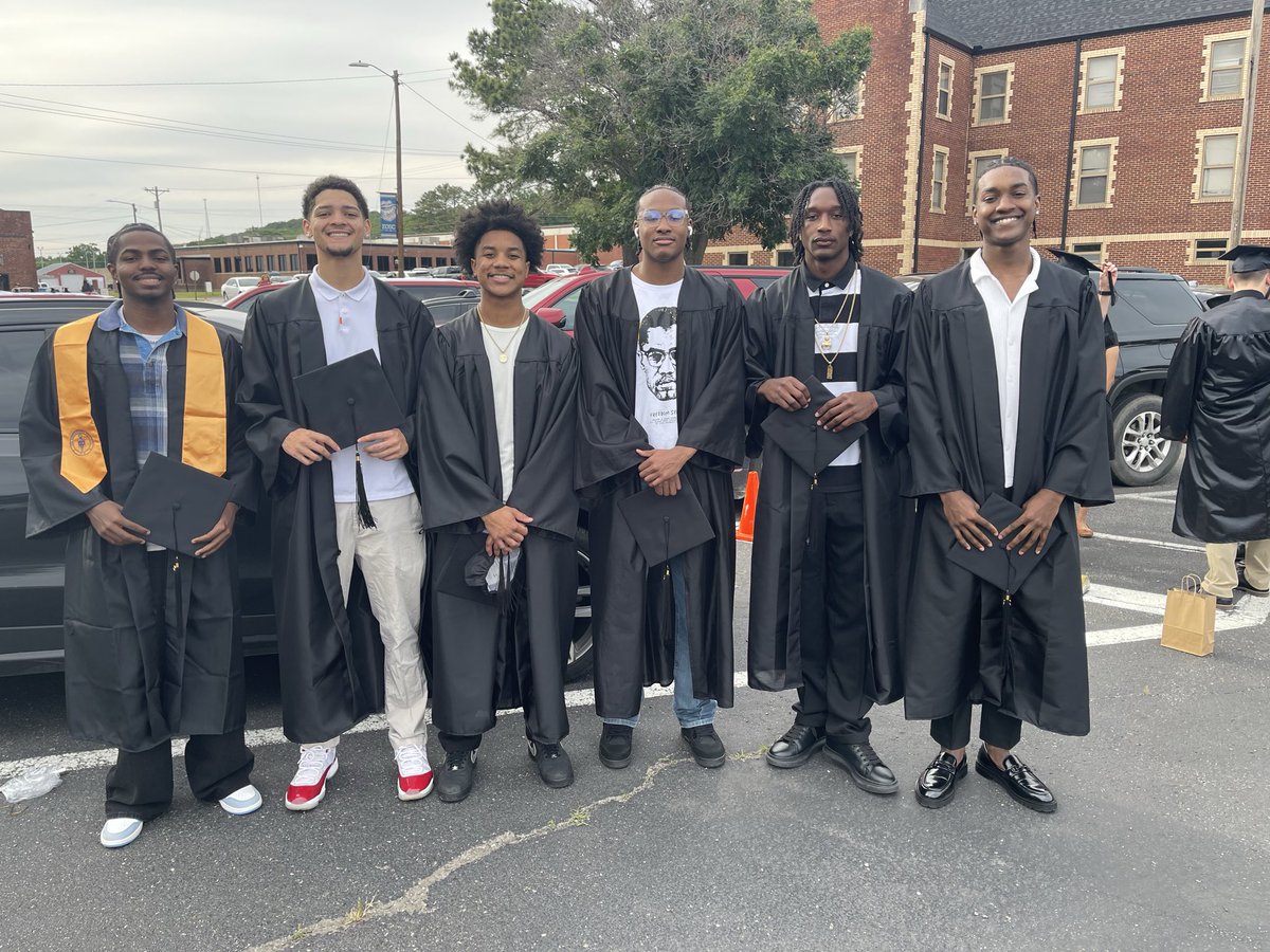 EOSC Men's Basketball tweet media