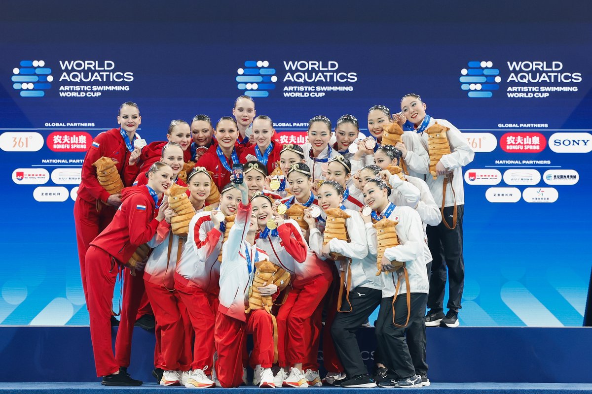 CGTNSportsScene's tweet image. 🇨🇳#China open the World Aquatics #ArtisticSwimming #WorldCup in Xi’an with flying colors: 3🥇on Day 1.

🔷Team Technical: China score 304.3592 PTS to bag GOLD

🔷Women’s Duet Technical: Xu Huiyan/Lin Yanjun take GOLD

🔷Women’s Solo Technical: Xu again, GOLD with 263.8634 PTS