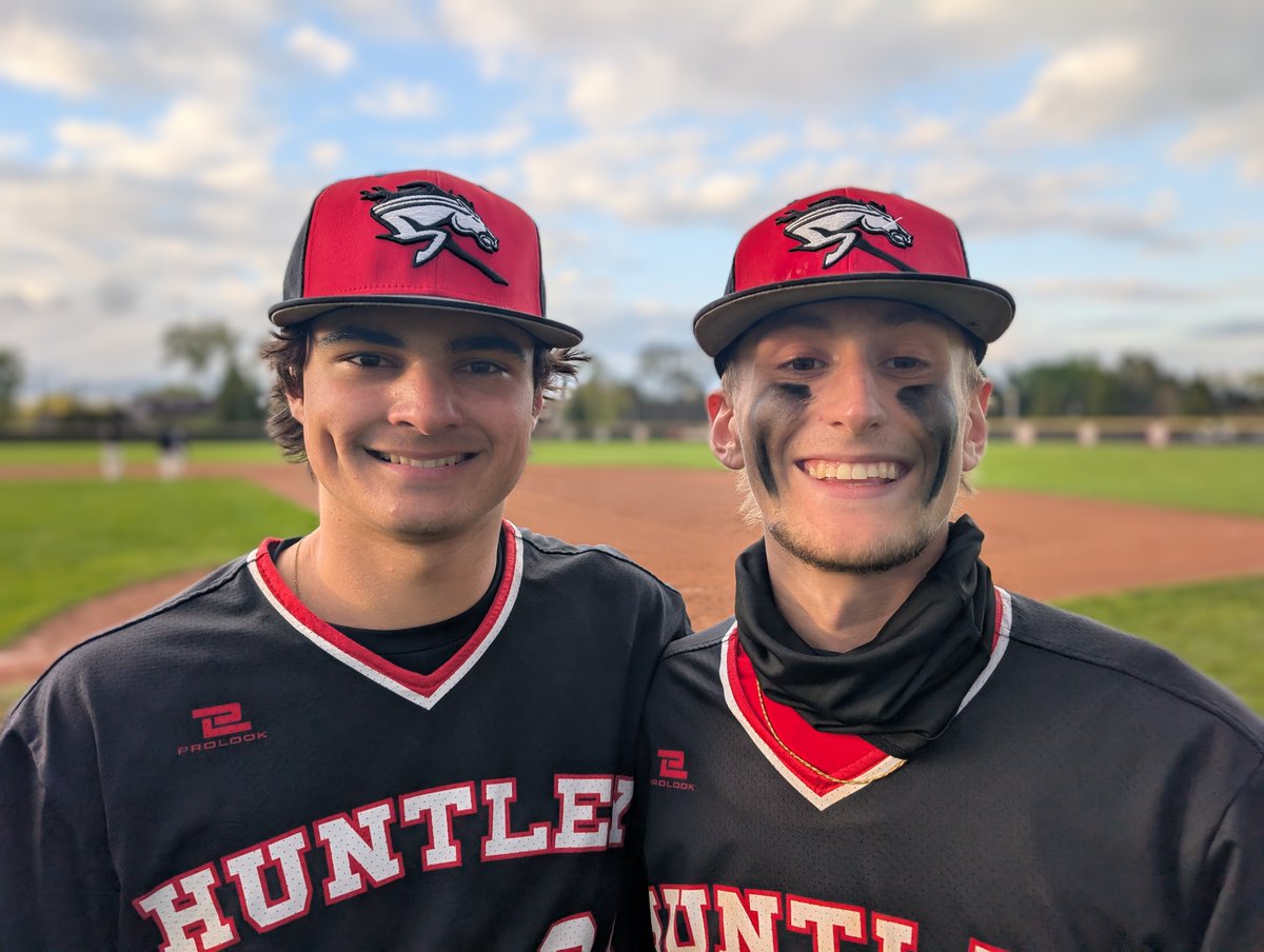 JoeAguilar64's tweet photo. Final: @huntley_bball 9, @ridge_baseball 0. @SeanDabe_34 (left) 6 innings of 3-hit ball. Aiden Eickelman 2 bunt hits, sacrifice fly. https://t.co/t01r7Q9NvD