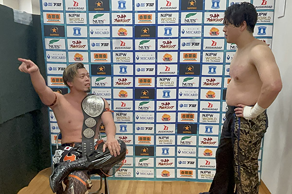 njpw1972's tweet photo. 試合後、藤田がバックステージに乗り込んで、ワトの姿勢を徹底批判！

「自覚ねえだろ？ お前、どれくらい自分がズレてるかも気づいてねえんだよ。だから誰もお前に触れてこねえんだ。違うか？ お前この1年、誰か話題に出した？」

コメント全文は
https://t.co/ZFrYwvCykJ

#njDONTAKU https://t.co/ymo842Yy8z