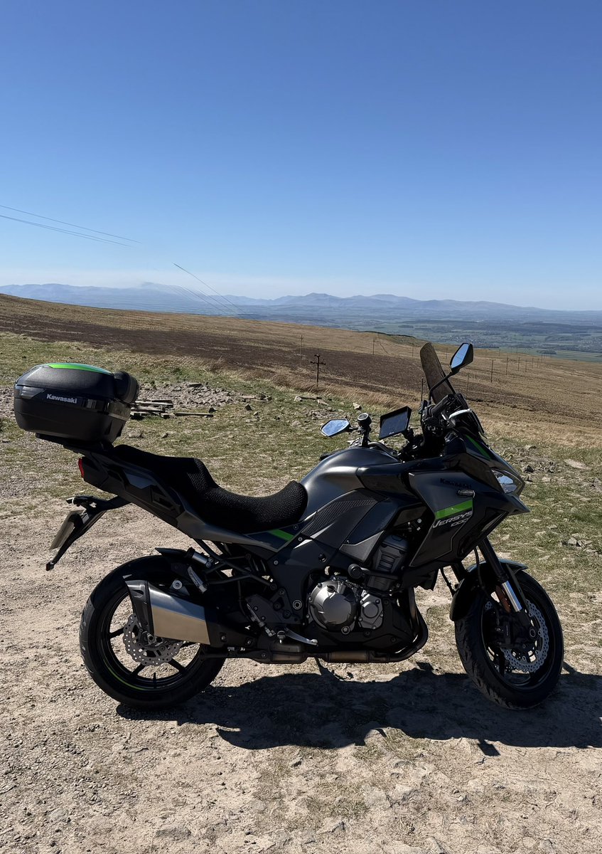 bobmcguire8's tweet image. Nearly posted loads of Socialist posts after seeing the shite on here about minimum wage etc but didn’t ,,, thought keep to #motorbikes Bob that’s the way .. so here’s another one 😁