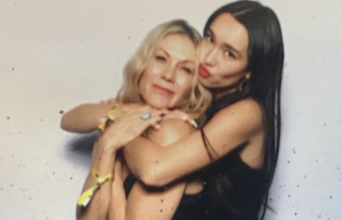 queenofdimeras's tweet image. Just a reminder… this is real. The ep of #days today was reel lol