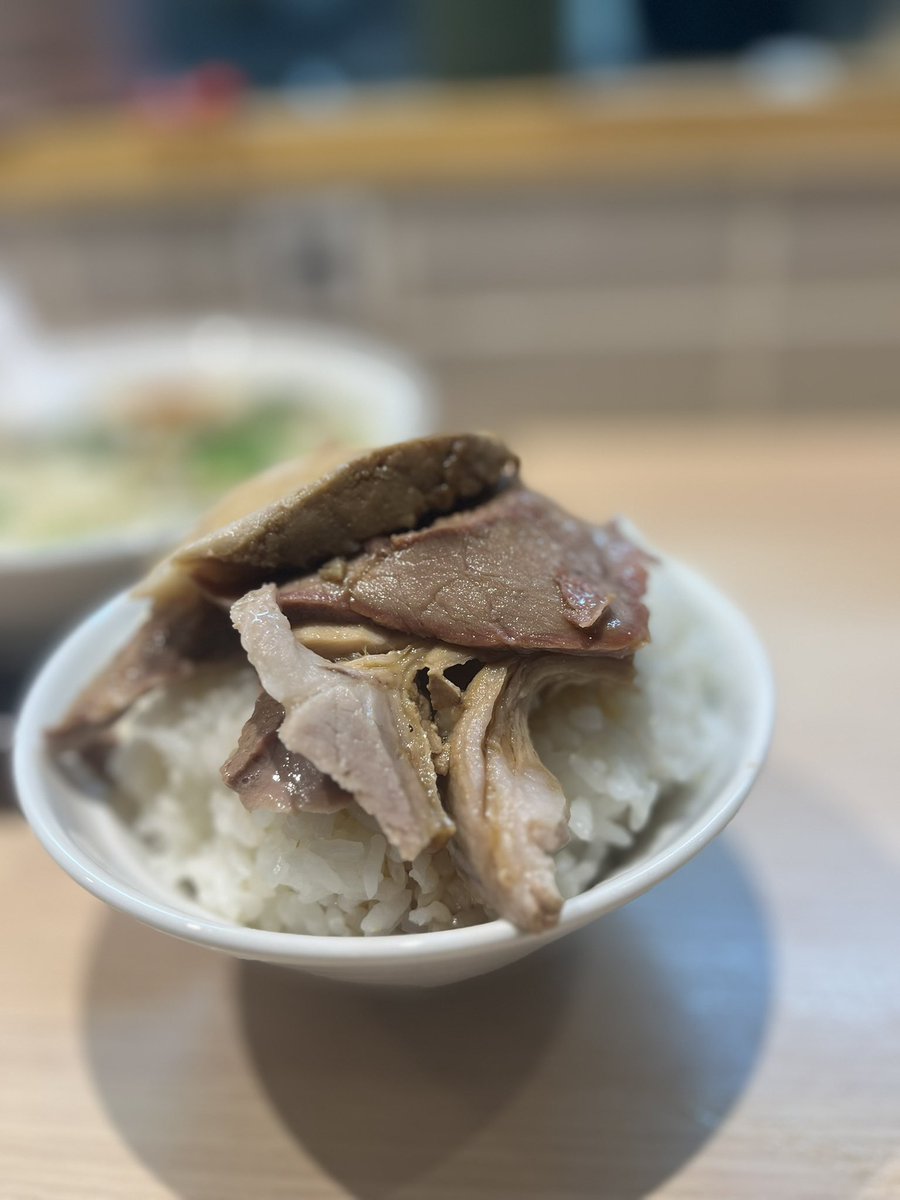 桜上水 船越 tweet media