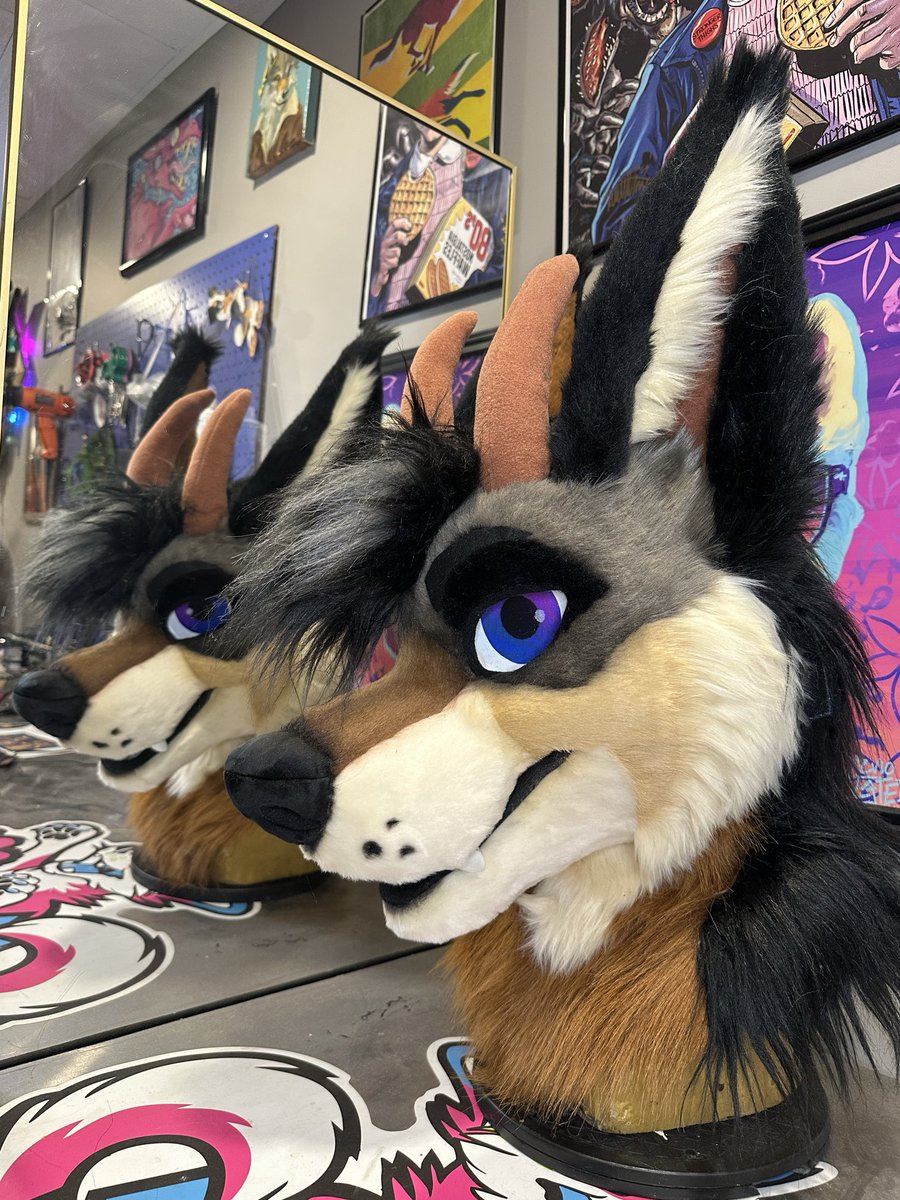Eisen Freakhound all finished up! <a href="/Eisenyote/">Eisen @ FWA</a>