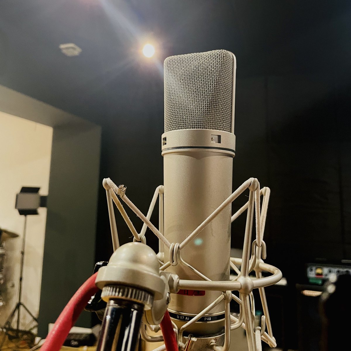 rsroger555's tweet image. No Music,No Life
Now, I'm going to do some shakuhachi overdubbing
#csfactory #recording #studiovamp