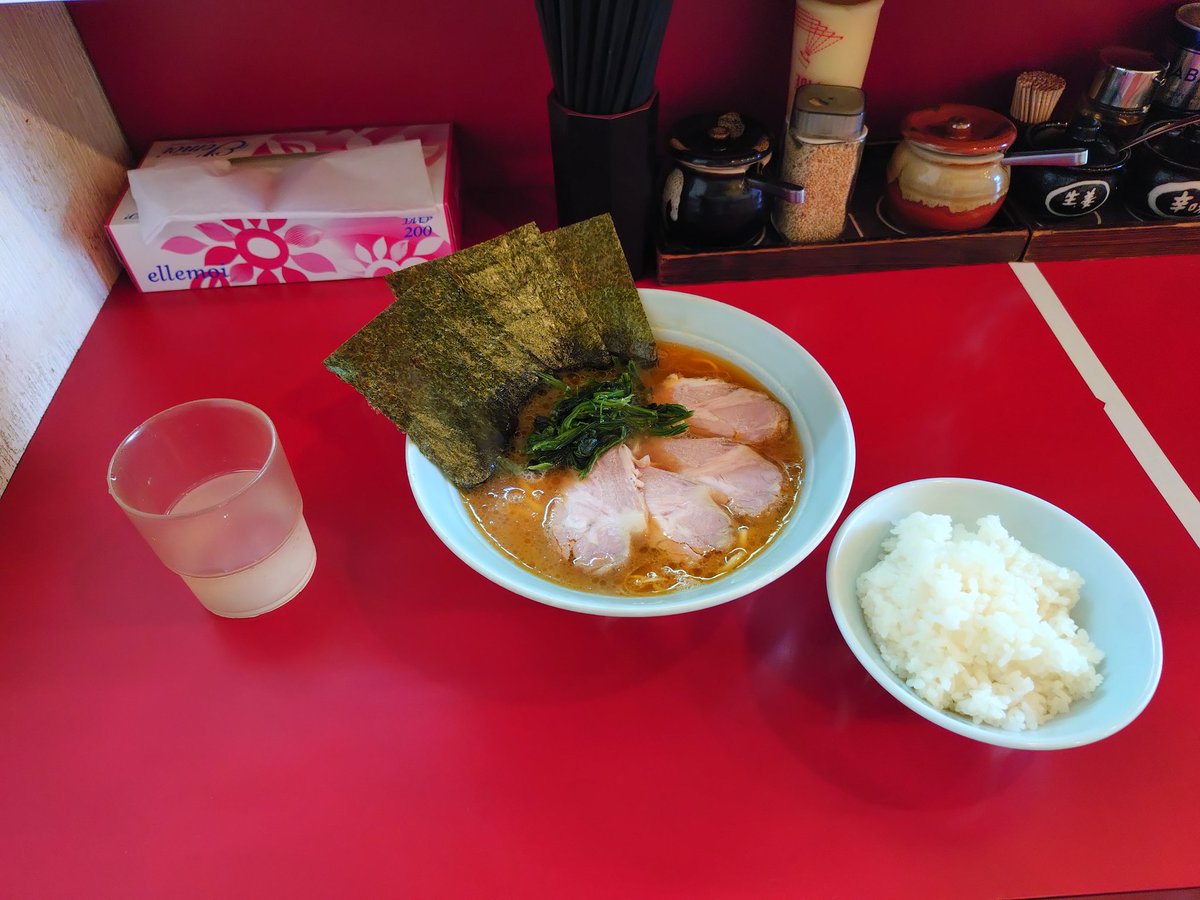 焼き鳥先輩 tweet media