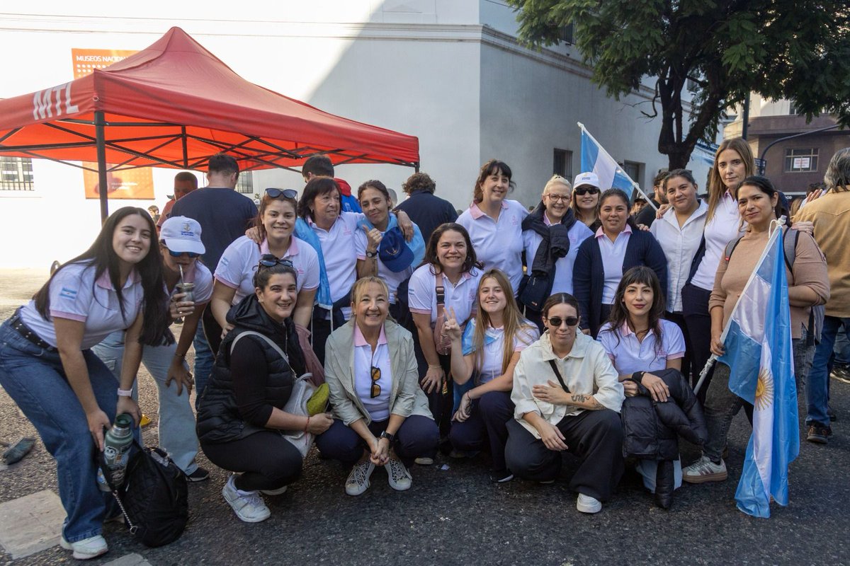 Centro de Capitanes y Oficiales de Ultramar tweet media