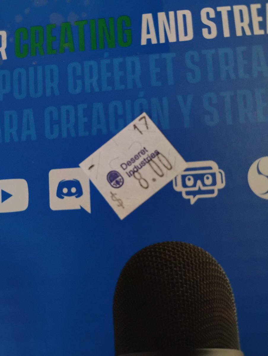 Maphesdus's tweet image. I just bought this really nice microphone for streaming and it only cost me $8 because I bought it used at a thrift store. This is normally an $80 mic. I paid 1/10 of what it normally costs! What a steal!

#podcasting #streaming #microphone #logitech
