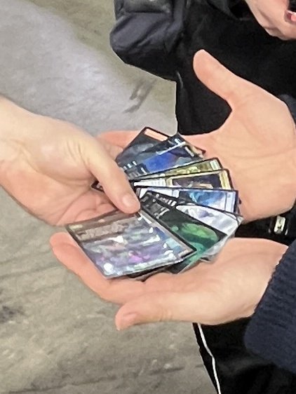 Walaoumpa's tweet image. My Pro Tour is individually #sponsored by the lovely folks at @PSAcard. Got to visit them at their booth at Magiccon Vegas. They'll be grading some of the cards I played in my Pro Tour deck (with a giveaway in some weeks for 3 of them).