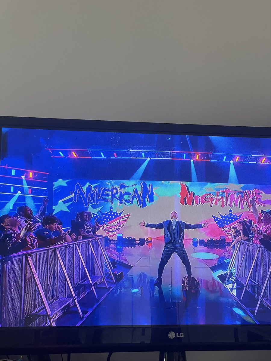 CathCath77's tweet image. Let my first show be about  very fit young blokes and ladies hurting themselves about -dressed up in wild costumes… trash talking each others..And one my absolute favourite s to start  #Tulsa #SmackDown @CodyRhodes #TheAmericanNightmare #QB1 #WWE @StephMcMahon