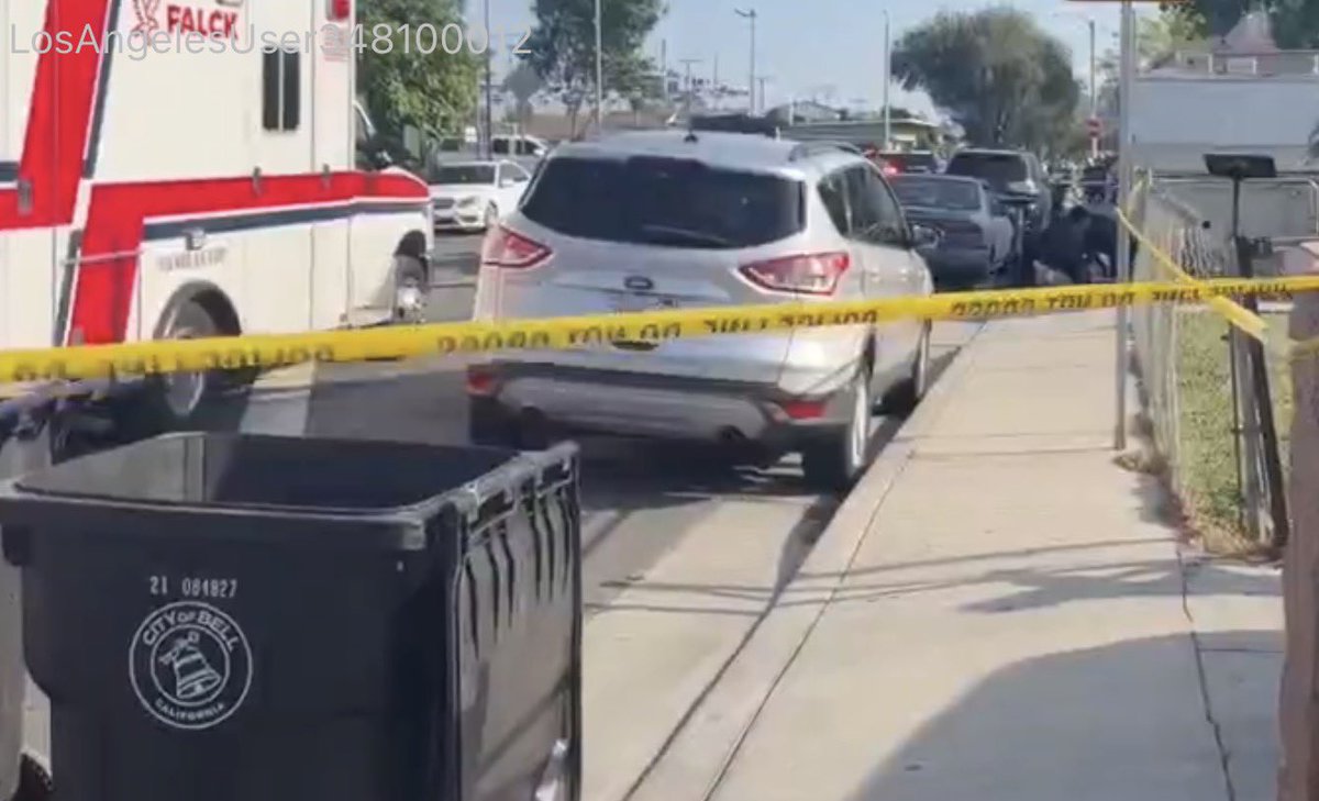 CodeThreeNews's tweet image. 🚨#Bell Police are on scene of a reported shooting in the 6300 Block of Alamo Ave. One Victim down.