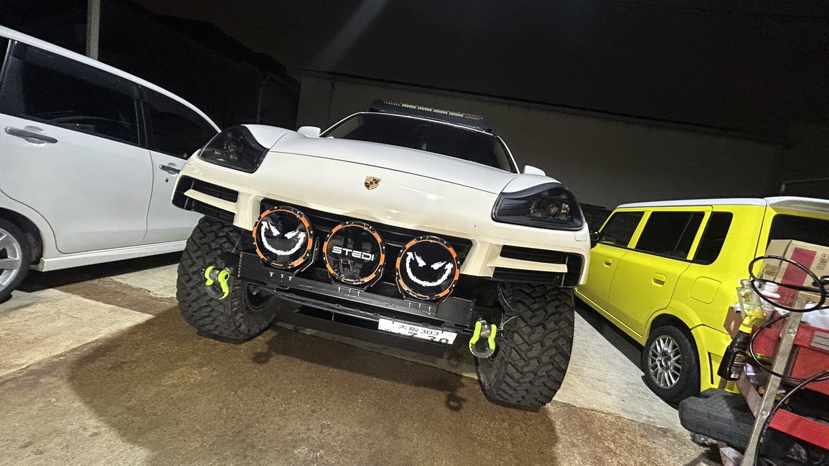idatenworkz's tweet photo. wekfest、部品製作に携わらせてもらった車とオーナーさんの一覧をインスタに掲載しました！

https://t.co/pogGaoM8gB

アカウントから車両チェックして、現地で実車チェックだっ！
究極のカスタムカー達をお見逃しなく。

カスタムカーにちょっとでも興味あるなら、絶対に見に行ったほうがいいよ。こんな沢山のホンモノが見れる機会、そうそう無いぜ。

#wekfest