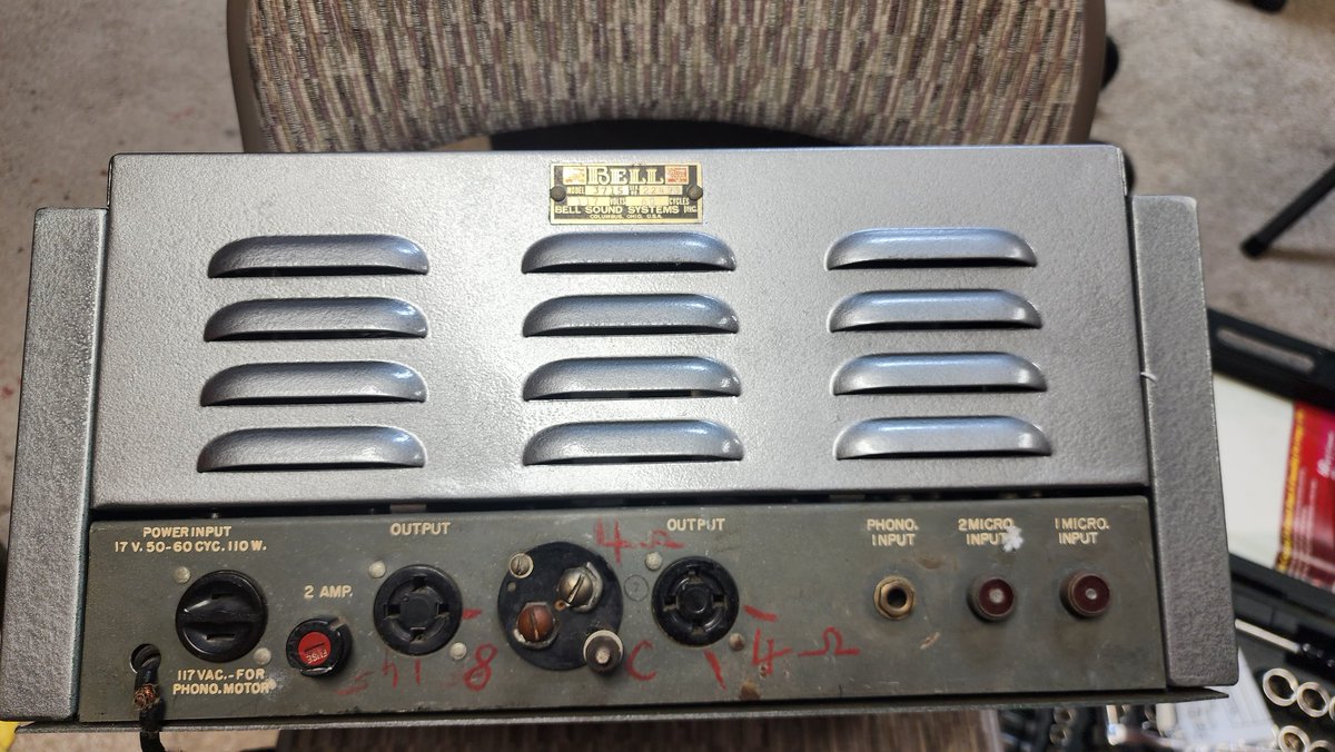 TomsAmpsDetroit's tweet image. 1946 Bell 3715 PA. 2 6V6, neat, string driven pointers. Cleaned up nicely with a sand and respray. Nice cleans and OD.

Available for #Detroit #Studio #Rental from Toms-Amps.com, The Home of Vintage Tone. Royal Oak MI 248-808-2951 

Players welcome to come play any of